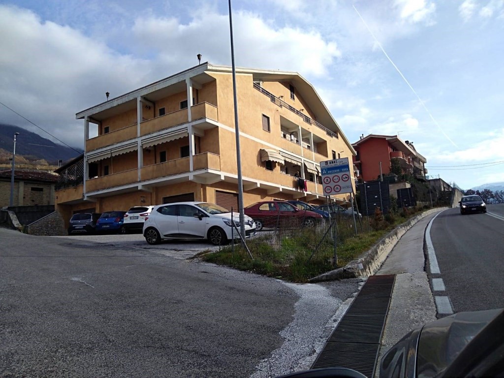 Appartamento in vendita a Civitella Roveto via vigna vecchia snc