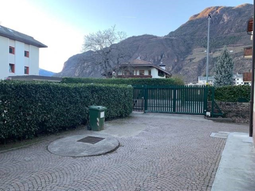 Appartamento in vendita a Bolzano via della Mendola