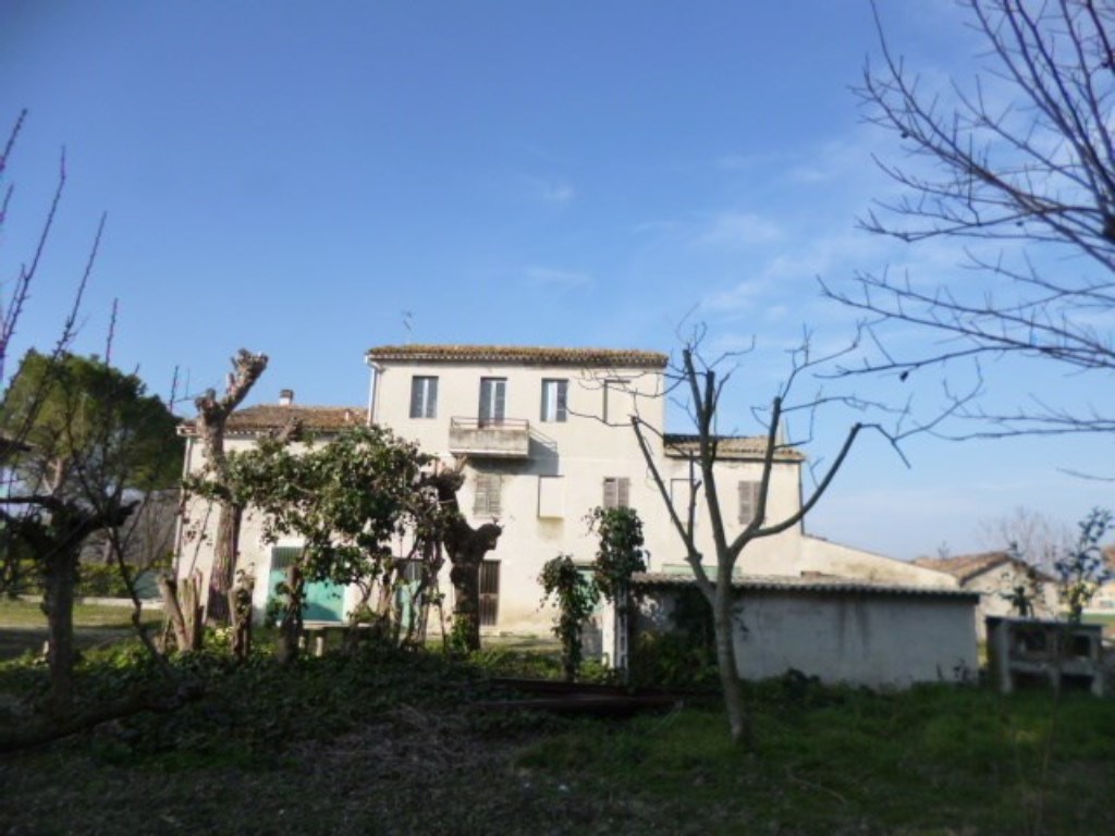 Casale in vendita a Castelbellino