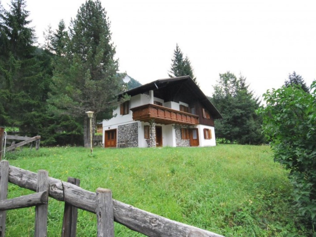 Villa in vendita ad Auronzo di Cadore via Tornede