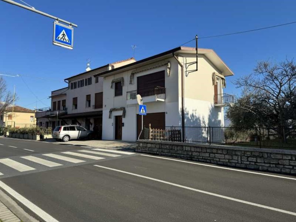 Casa a Schiera in vendita a Vittorio Veneto via Generale Giardino