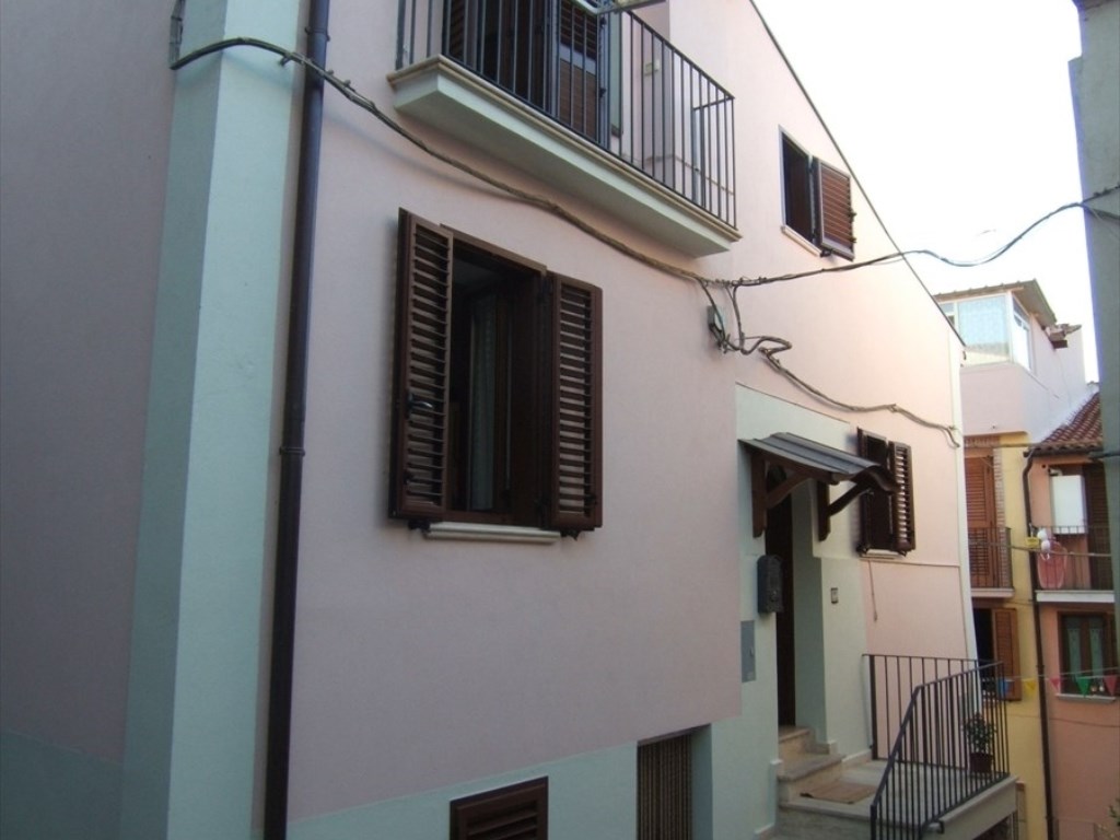 Casa Indipendente in vendita a Rogliano