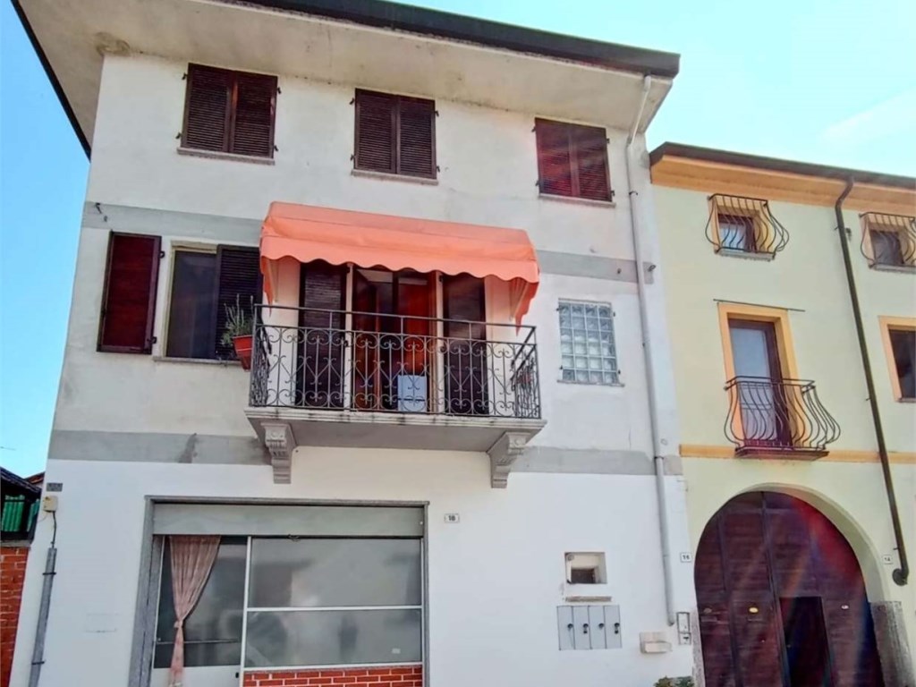 Casa Indipendente in vendita a Casalino via san pietro 16