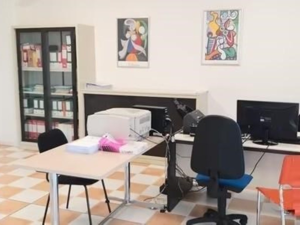 Ufficio in affitto a Casciana Terme Lari
