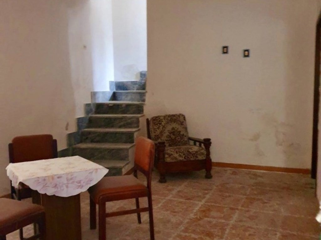 Casa Indipendente in vendita a Casal Velino casal Velino Fontana Medina,38