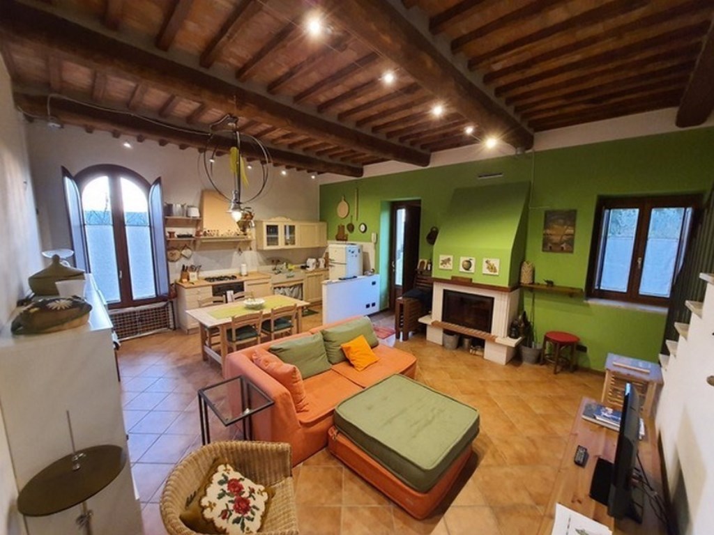Casa Semindipendente in vendita a Monteroni d'Arbia monteroni