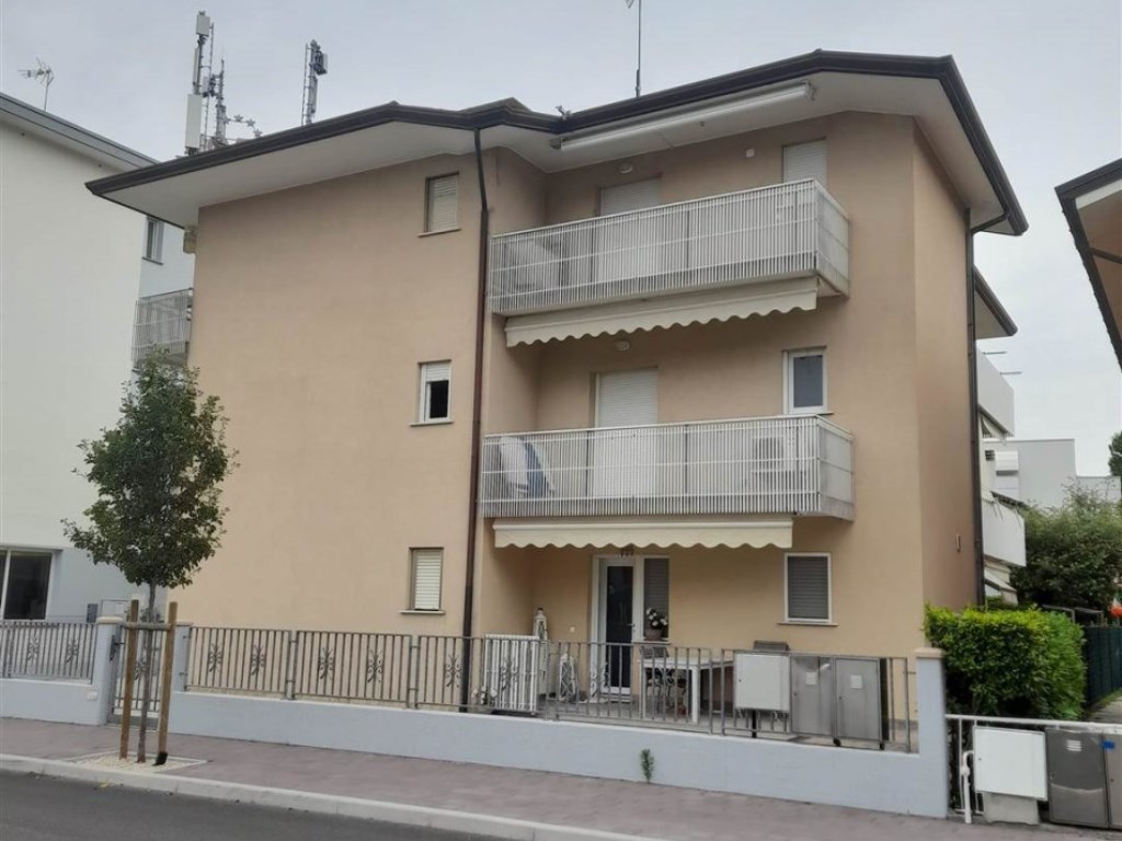 Appartamento in vendita a Lignano Sabbiadoro via Carinzia 17