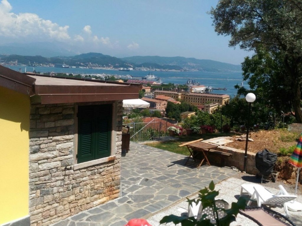 Casa a Schiera in vendita a La Spezia