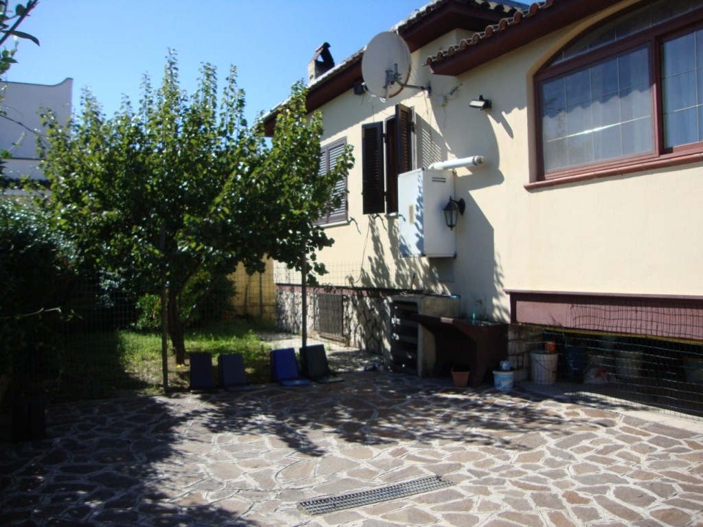 Porzione di Casa in vendita a San Felice Circeo via Giuseppe Verdi, 6