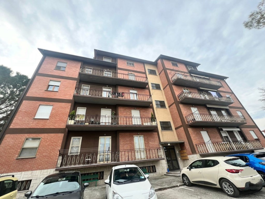 Appartamento in vendita a Spoleto spoleto san Giovanni di Baiano, via Carlo Meloni