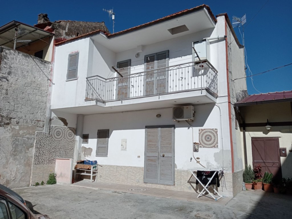Appartamento in vendita a San Prisco via caccavale