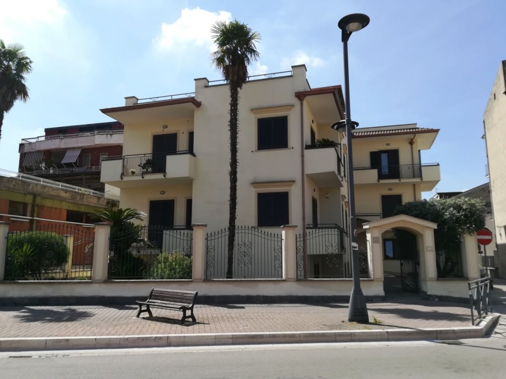 Appartamento in vendita a San Prisco viale trieste 104