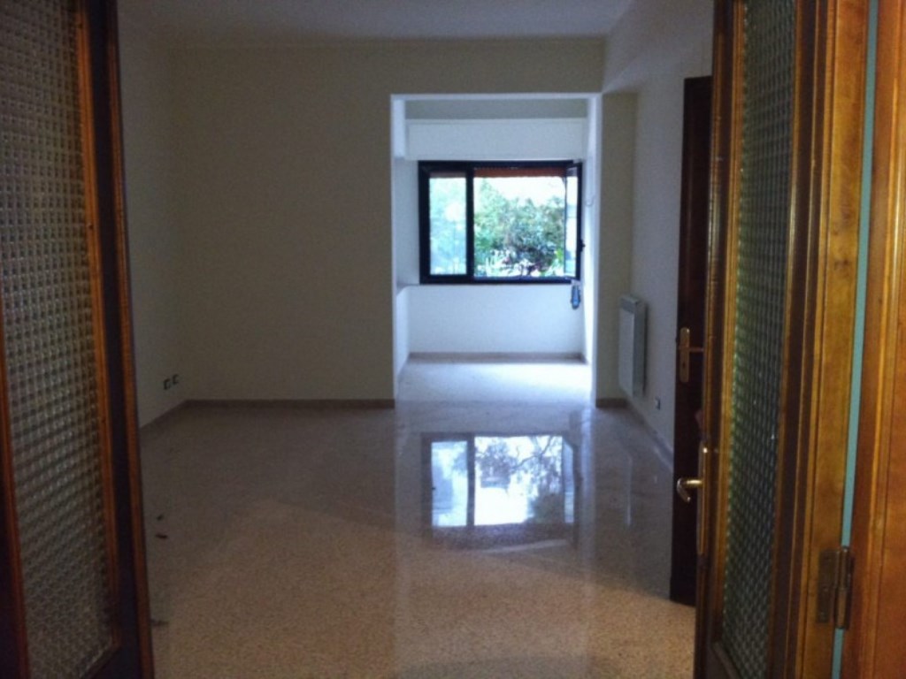 Appartamento in vendita a Palermo via Abruzzi 6