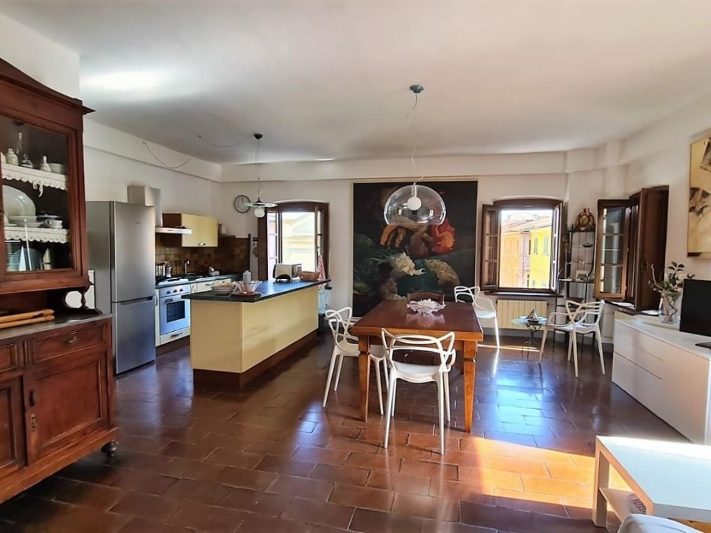 Appartamento in vendita a Santa Croce sull'Arno piazza Giuseppe Garibaldi,
