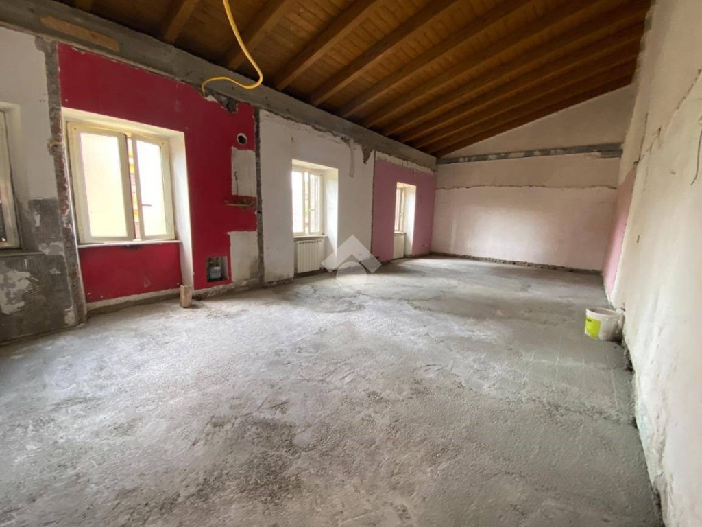 Appartamento in vendita a San Cesareo via Filippo Corridoni, 346