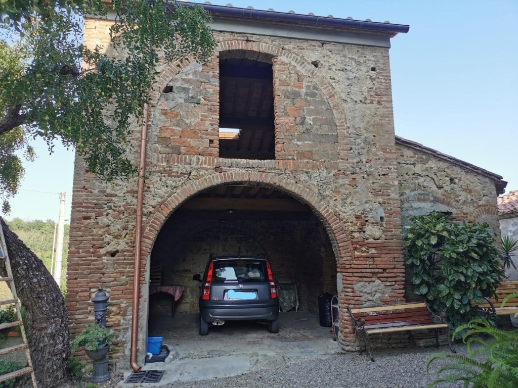 Porzione di Casa in vendita a Casciana Terme Lari