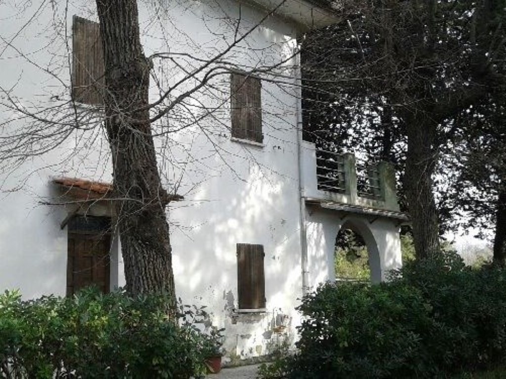 Villa in vendita a Pesaro strada panoramica adriatica
