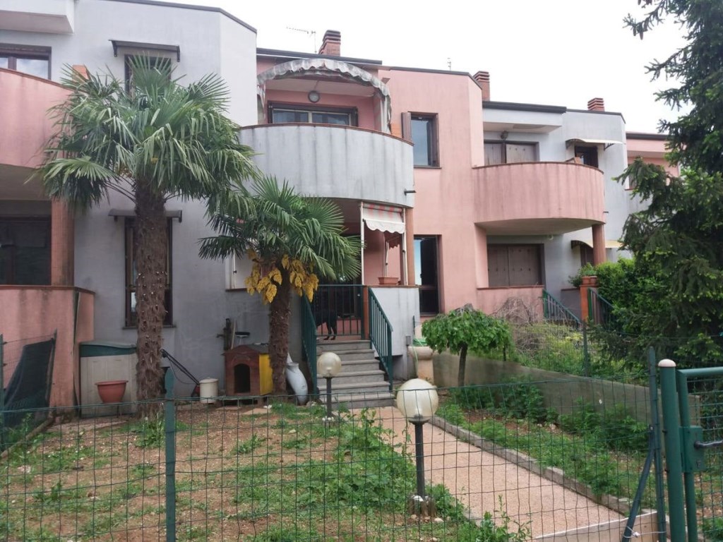 Villa a Schiera in vendita a Inveruno inveruno Magellano,5