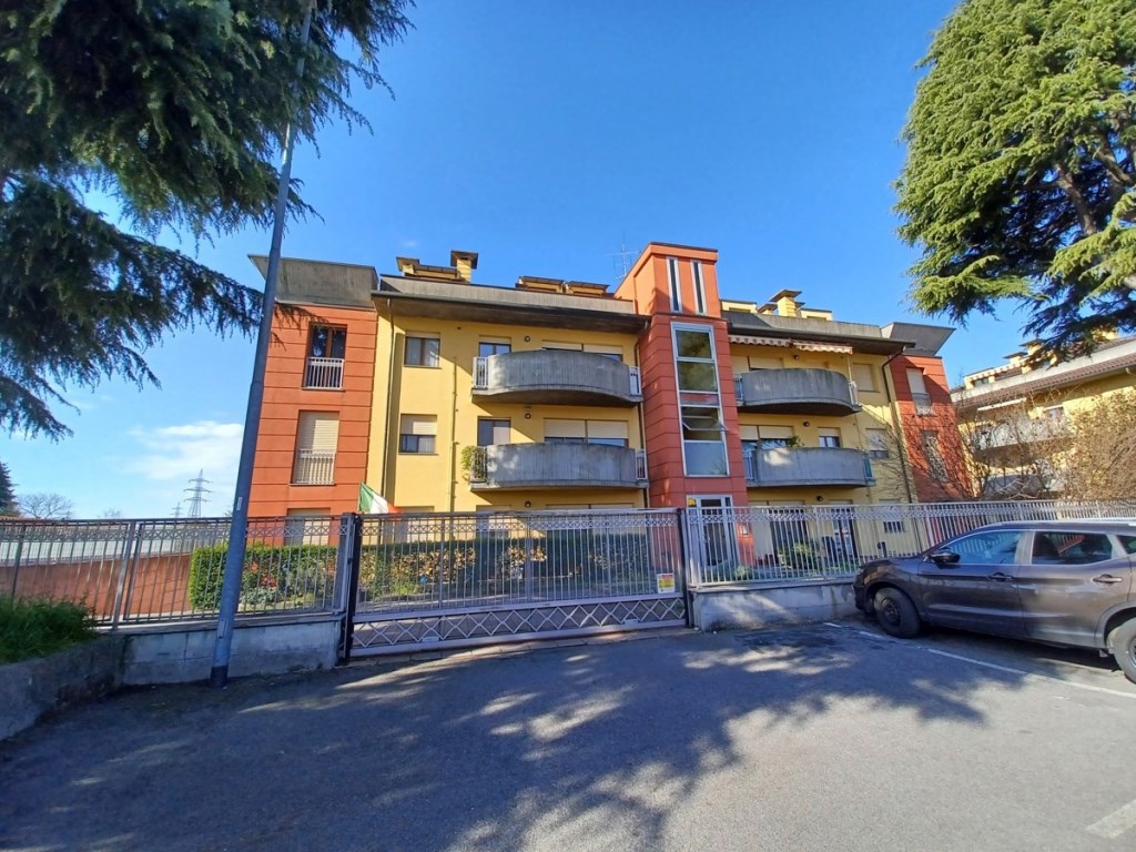 Appartamento in vendita a Robecchetto con Induno robecchetto con Induno San Martino,10