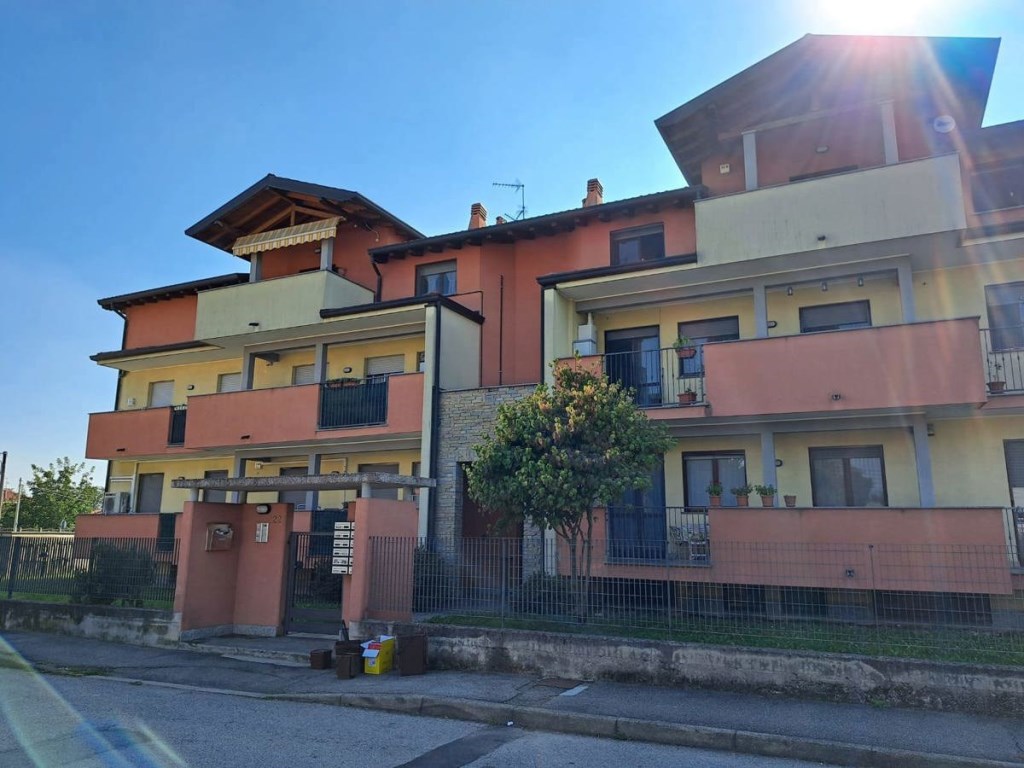 Appartamento in vendita a Lonate Pozzolo lonate Pozzolo Isonzo,22