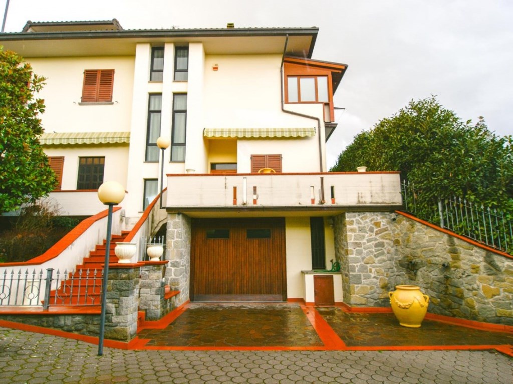 Casa Indipendente in vendita a Foiano della Chiana