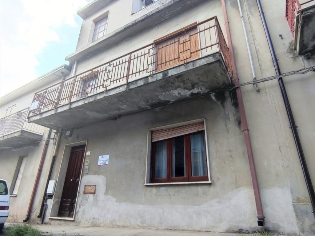 Casa Indipendente in vendita a Taurianova via gracco d'agostino