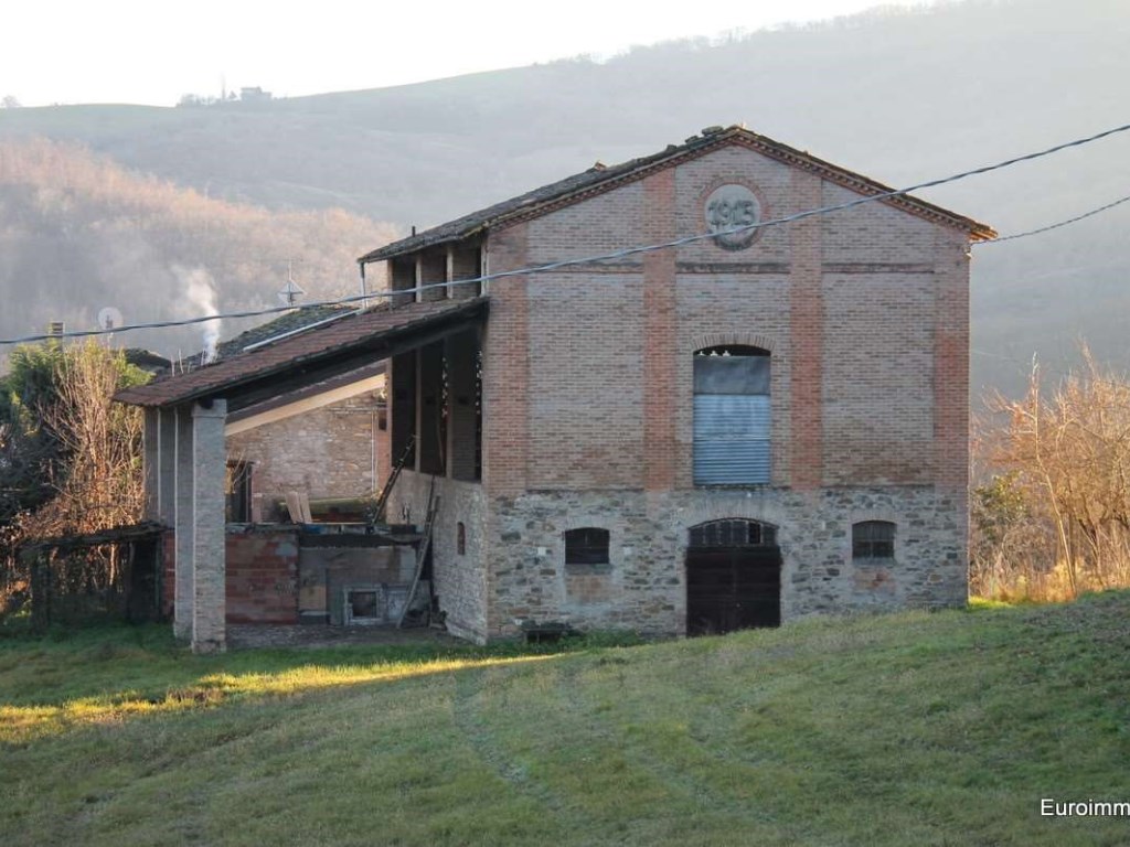 Rustico in vendita a Lesignano de' Bagni mulazzano monte