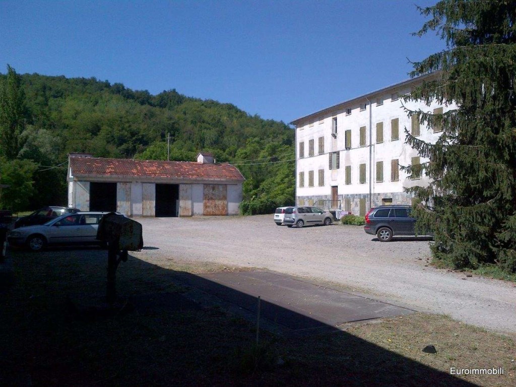 Azienda Agricola in vendita a Traversetolo la fornace