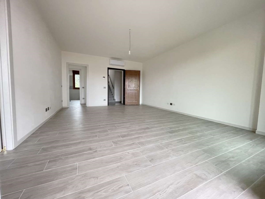 Appartamento in vendita a Montechiarugolo via Garibaldi 10