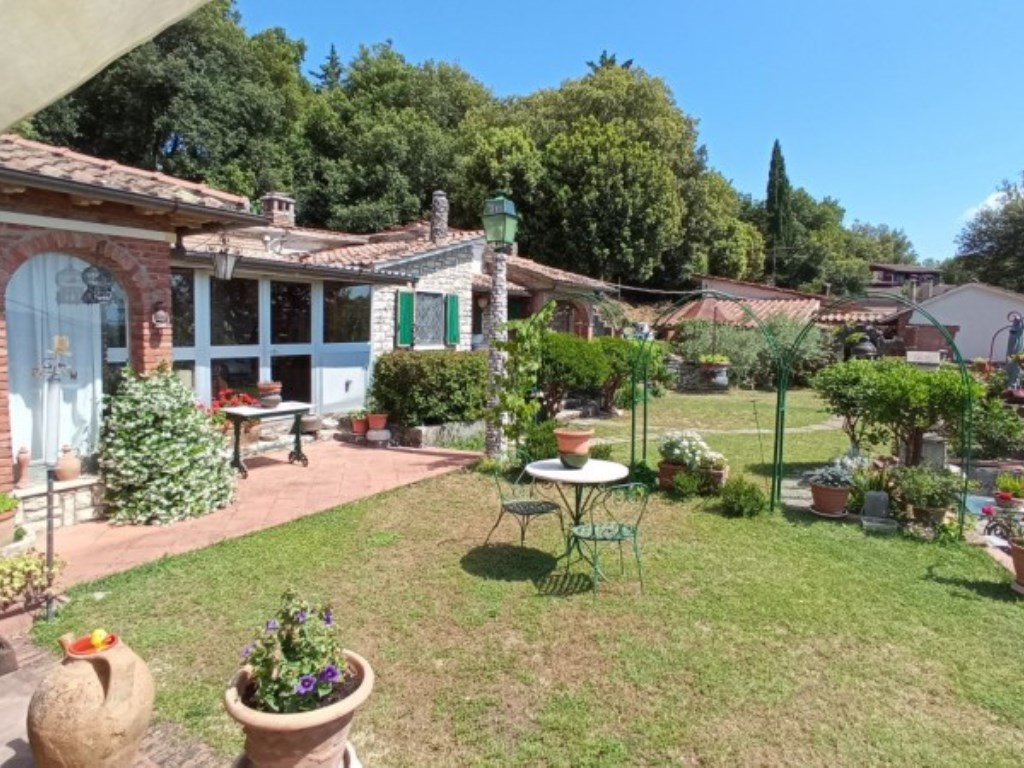Villa in vendita a Perugia via del frate cercatore