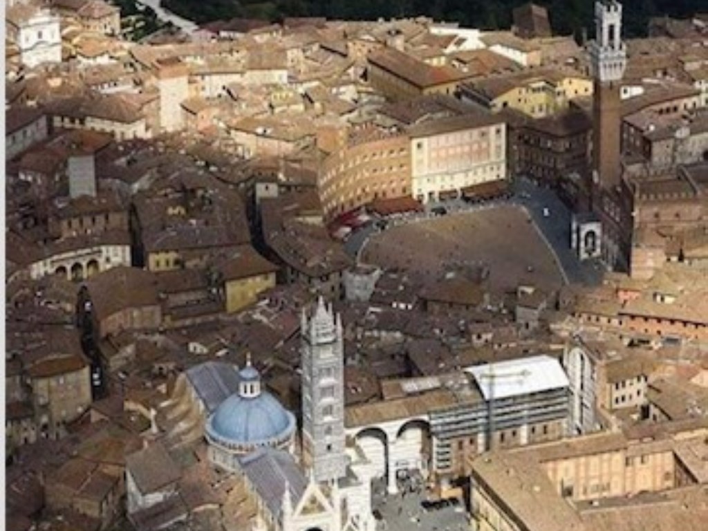Albergo in vendita a Siena centro storico