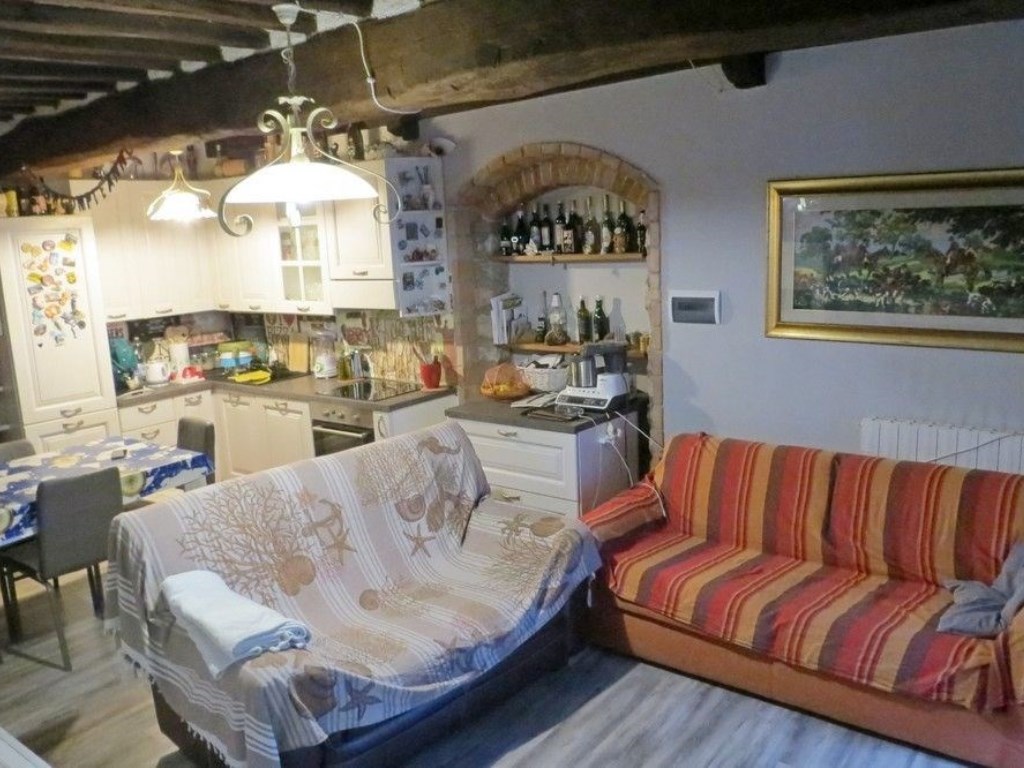 Casa Semindipendente in vendita a Monticiano
