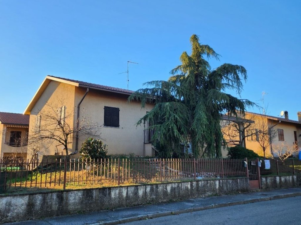 Villa in vendita a Cappella Cantone via Aldo Moro