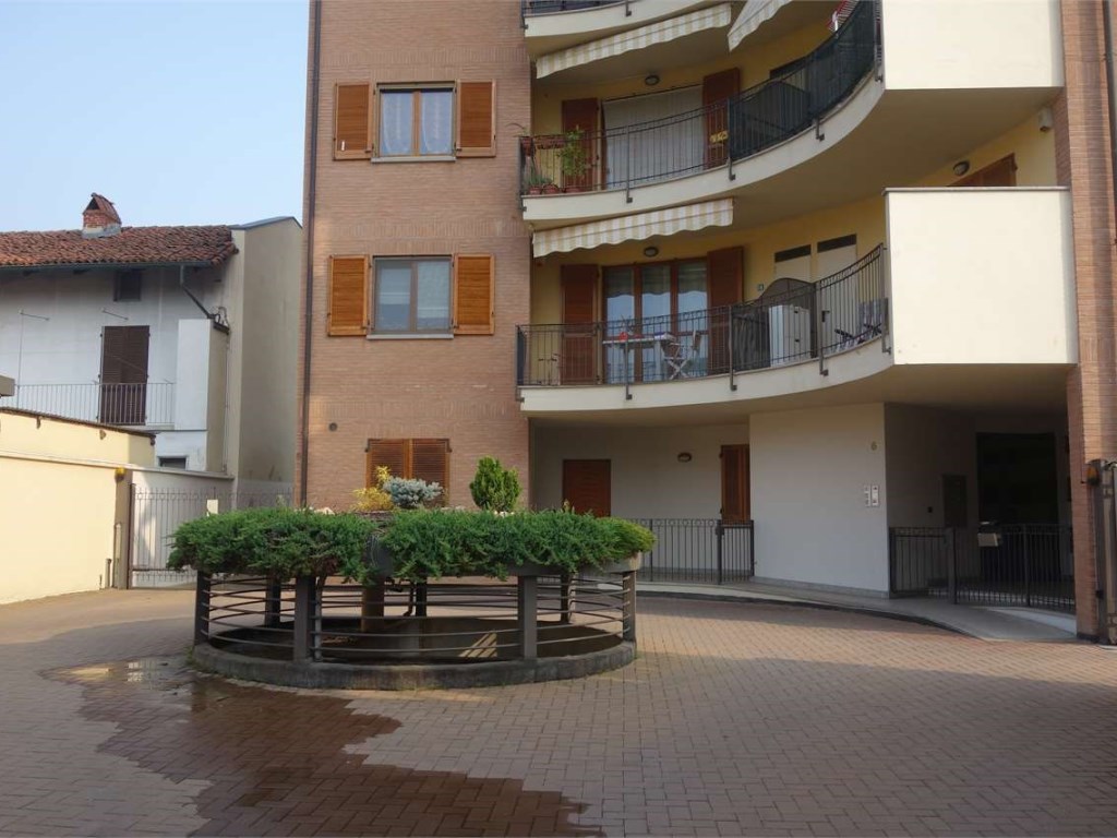 Appartamento in vendita a Carignano vicolo San Giacomo 6/b