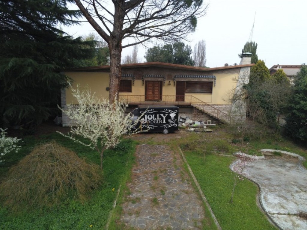 Villa in vendita a Teolo via Euganea Treponti 149
