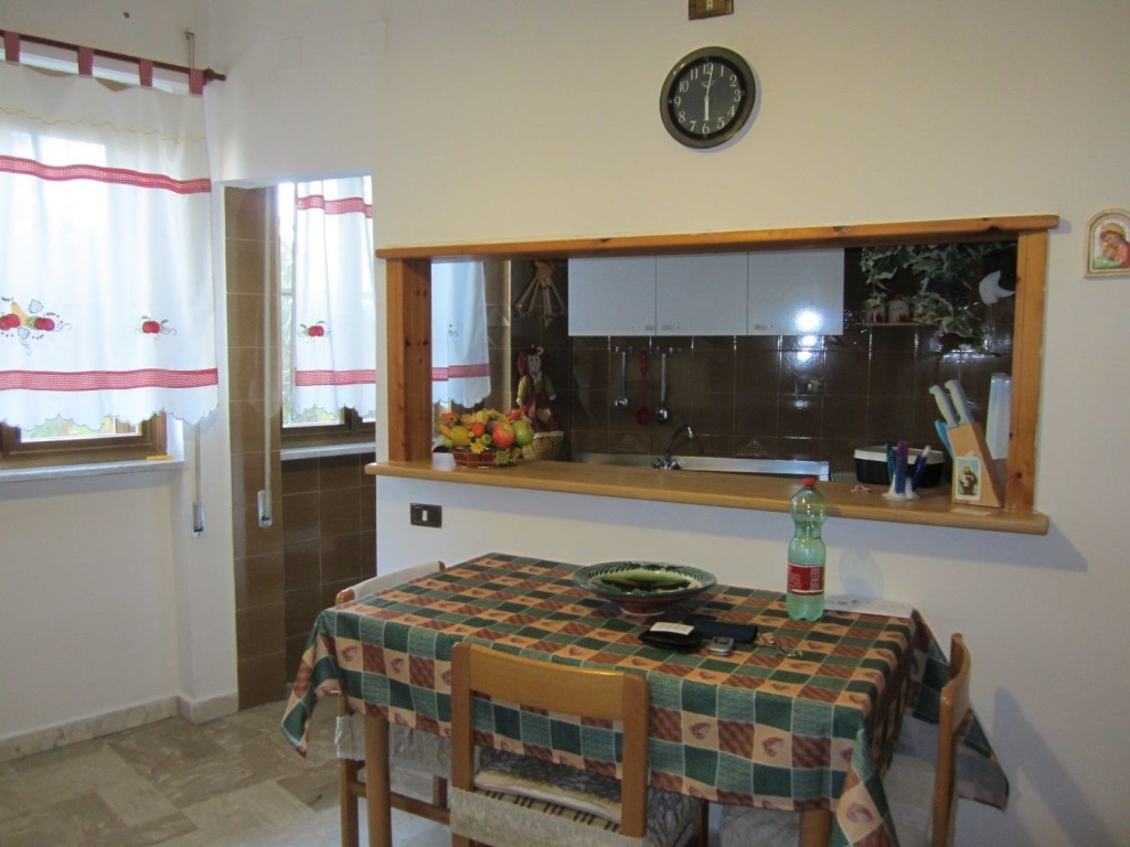 Appartamento in vendita a Roseto Capo Spulico via Magna Grecia 32