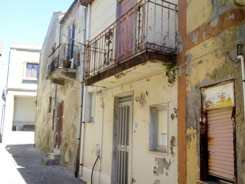 Casa Indipendente in vendita a Roccavaldina vico Drago s.n.c.