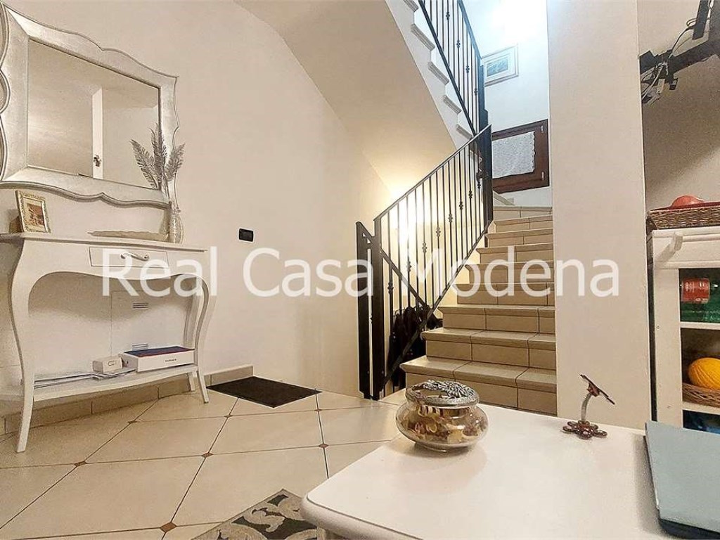 Villa a Schiera in vendita a Modena via d'avia Nord