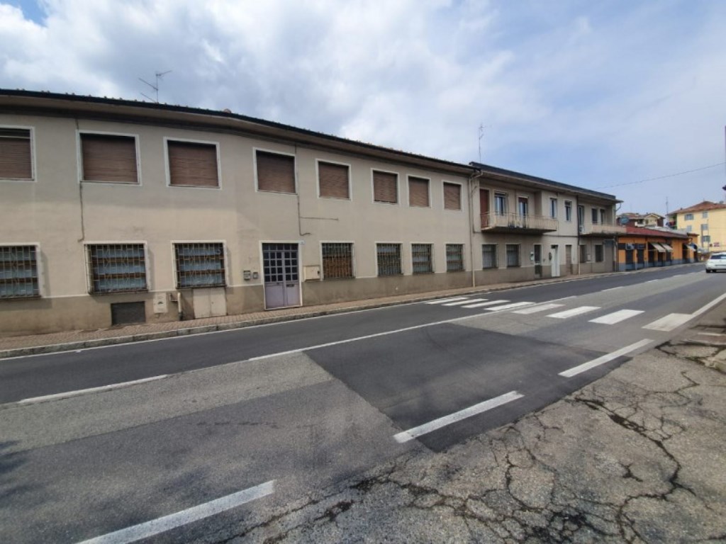 Capannone Industriale in vendita a Casale Monferrato via Visconti 15