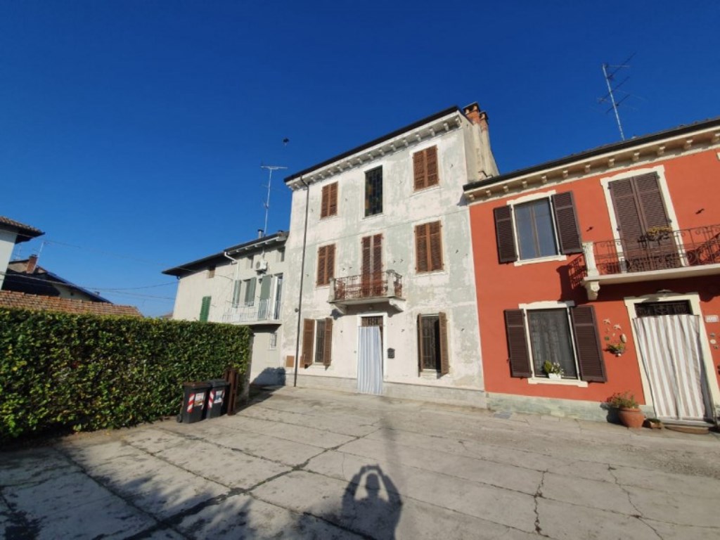 Casa Indipendente in vendita a Balzola via Roma 99