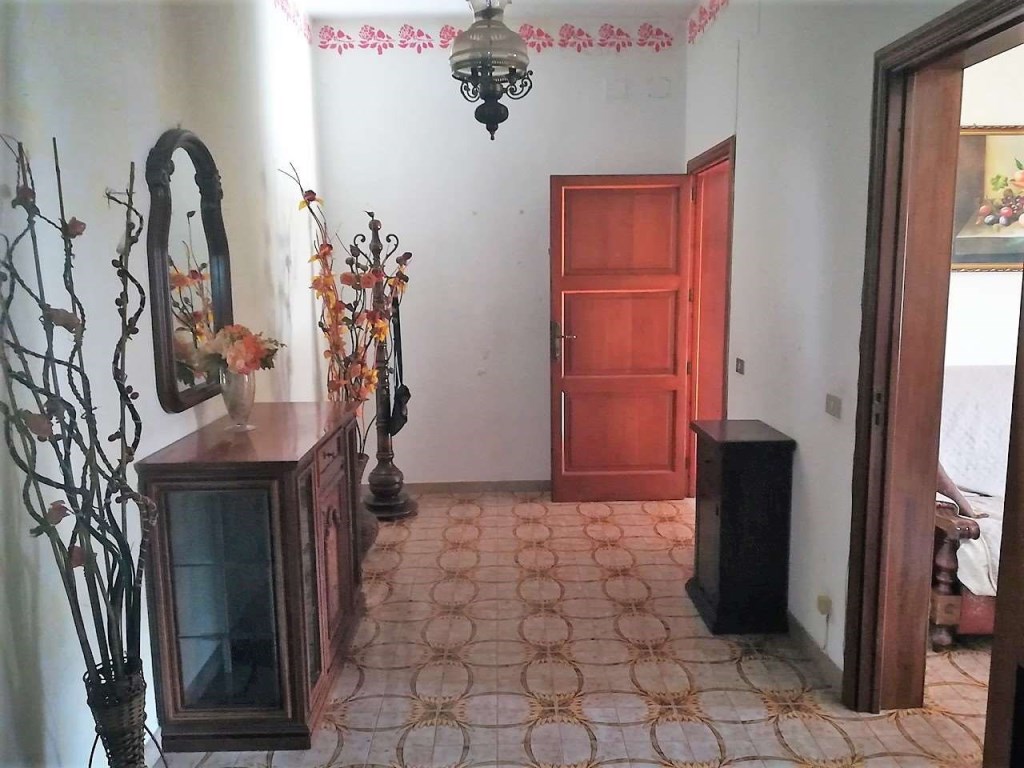 Appartamento in vendita a Monteparano