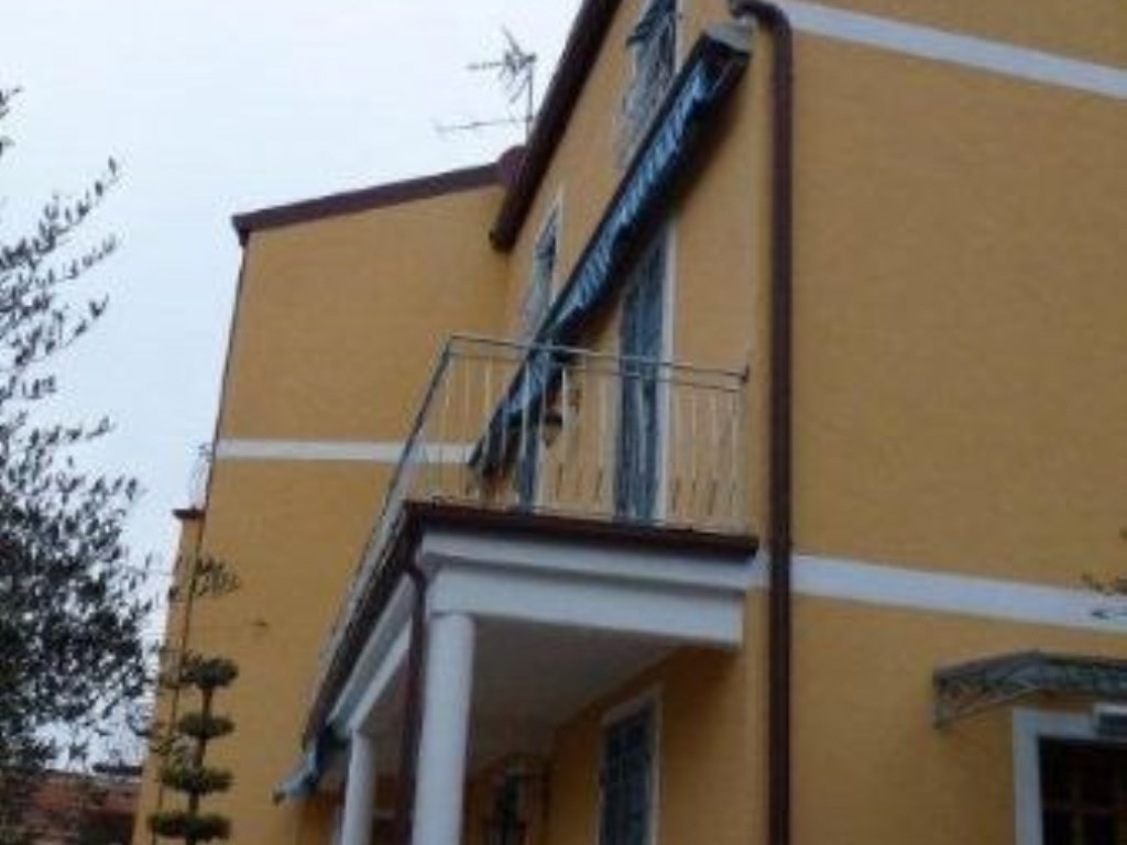 Casa Semindipendente in vendita a Lerici