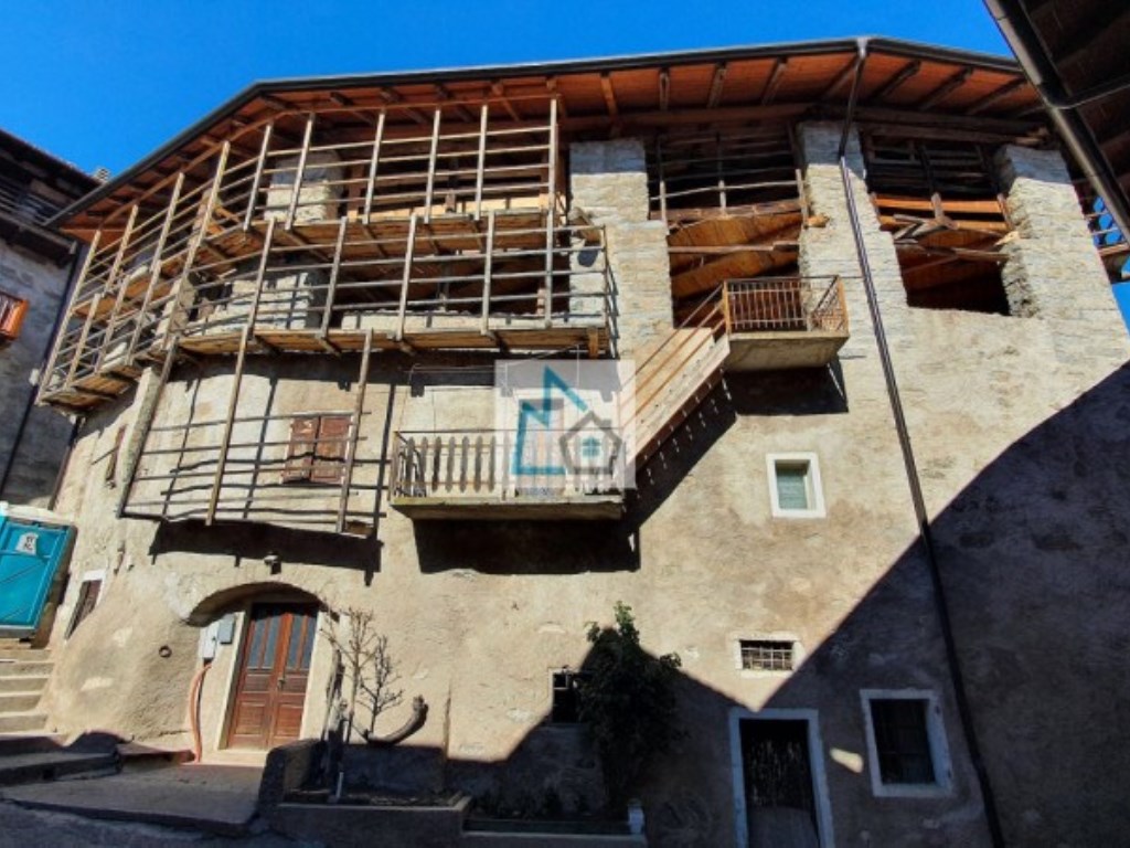 Casa Indipendente in vendita a Bleggio Superiore frazione Larido, 59