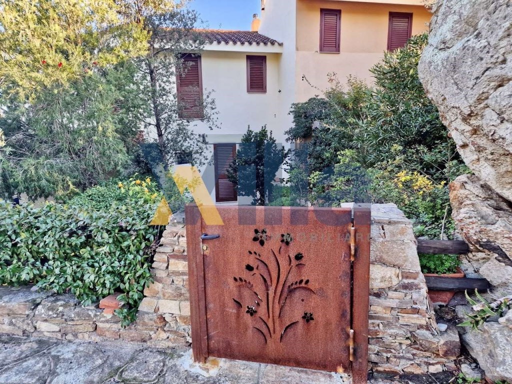 Villa a Schiera in vendita a Budoni via Dei Tulipani