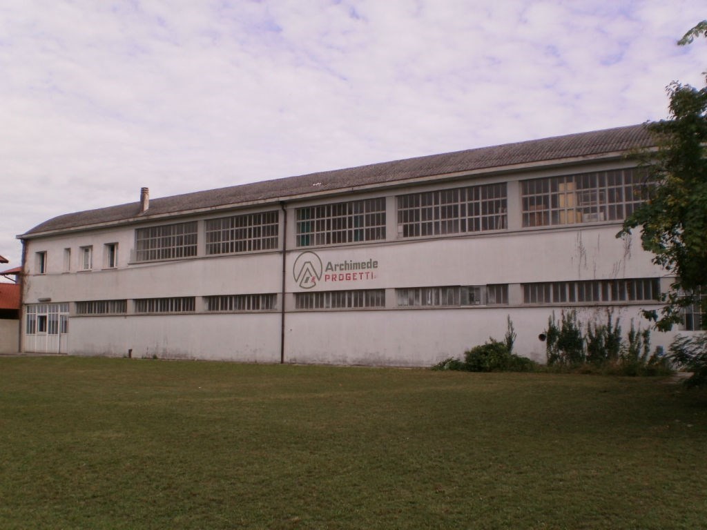 Capannone Industriale in vendita a Gonars