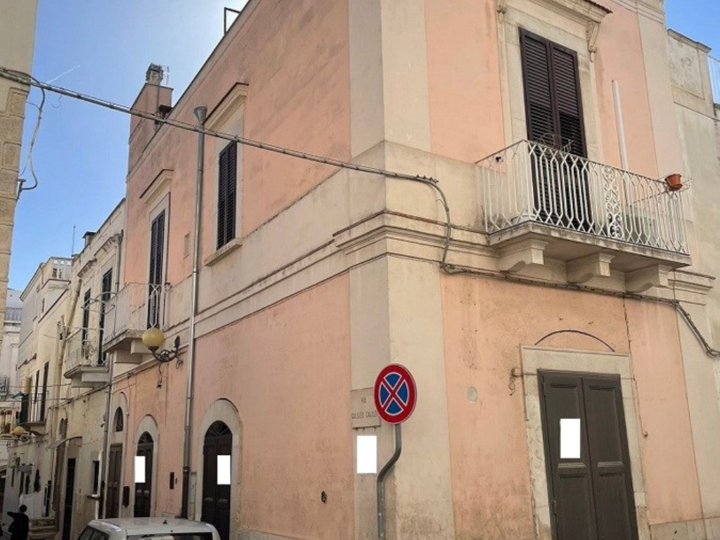 Casa Indipendente in vendita a Canosa di Puglia canosa di Puglia Galileo Galilei,6