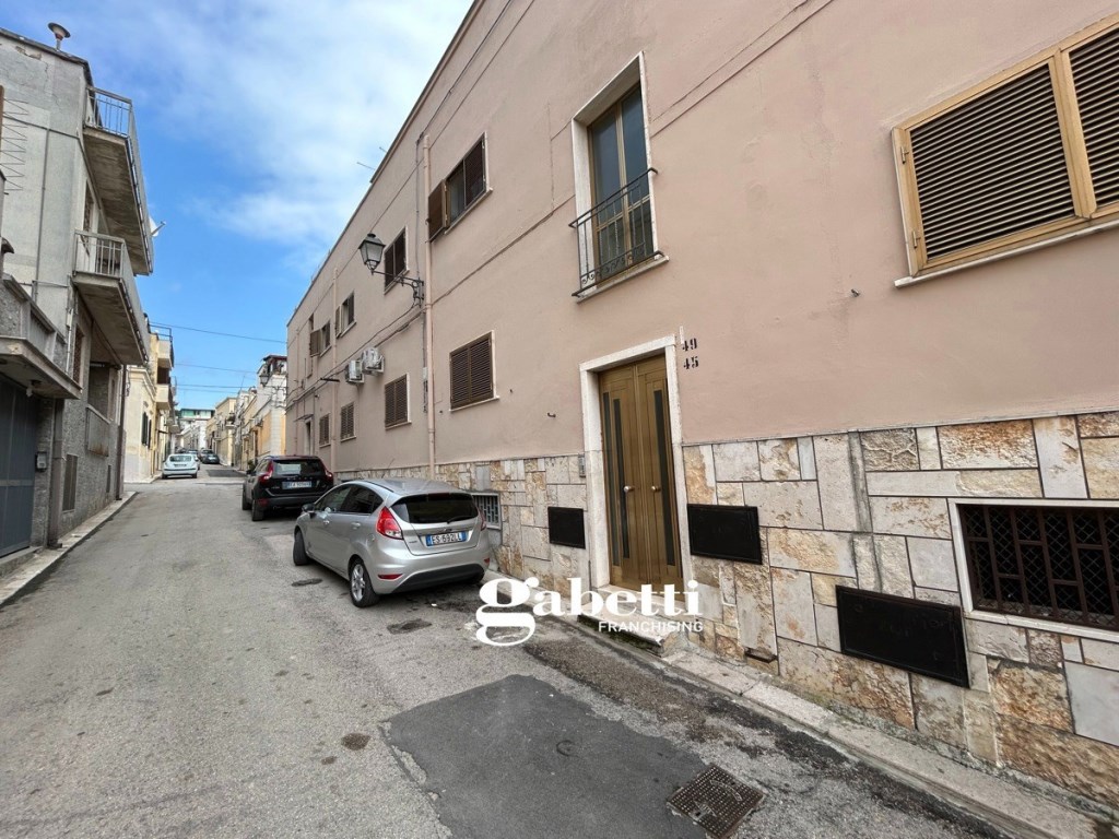 Appartamento in vendita a Canosa di Puglia canosa di Puglia lucano,49