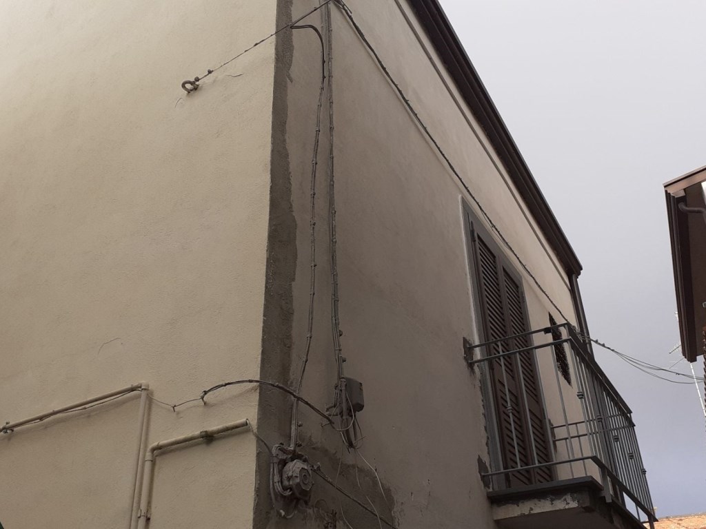 Casa Indipendente in vendita a Trecastagni vico a. Manzoni