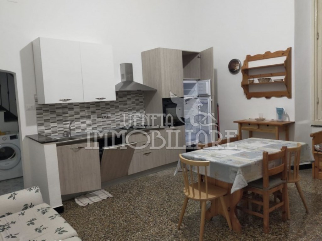 Appartamento in vendita a Genova via della Maddalena