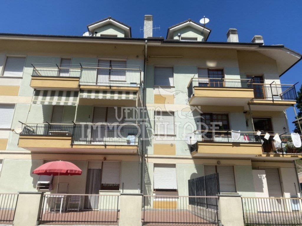 Appartamento in vendita a Montoggio via IV Novembre